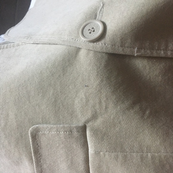 Ladies Taupe coloured velvet jacket from Lady Hathaway Design Studio. Size XL - Picture 4 of 7